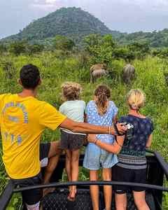 sri-lanka-safari-with-kids